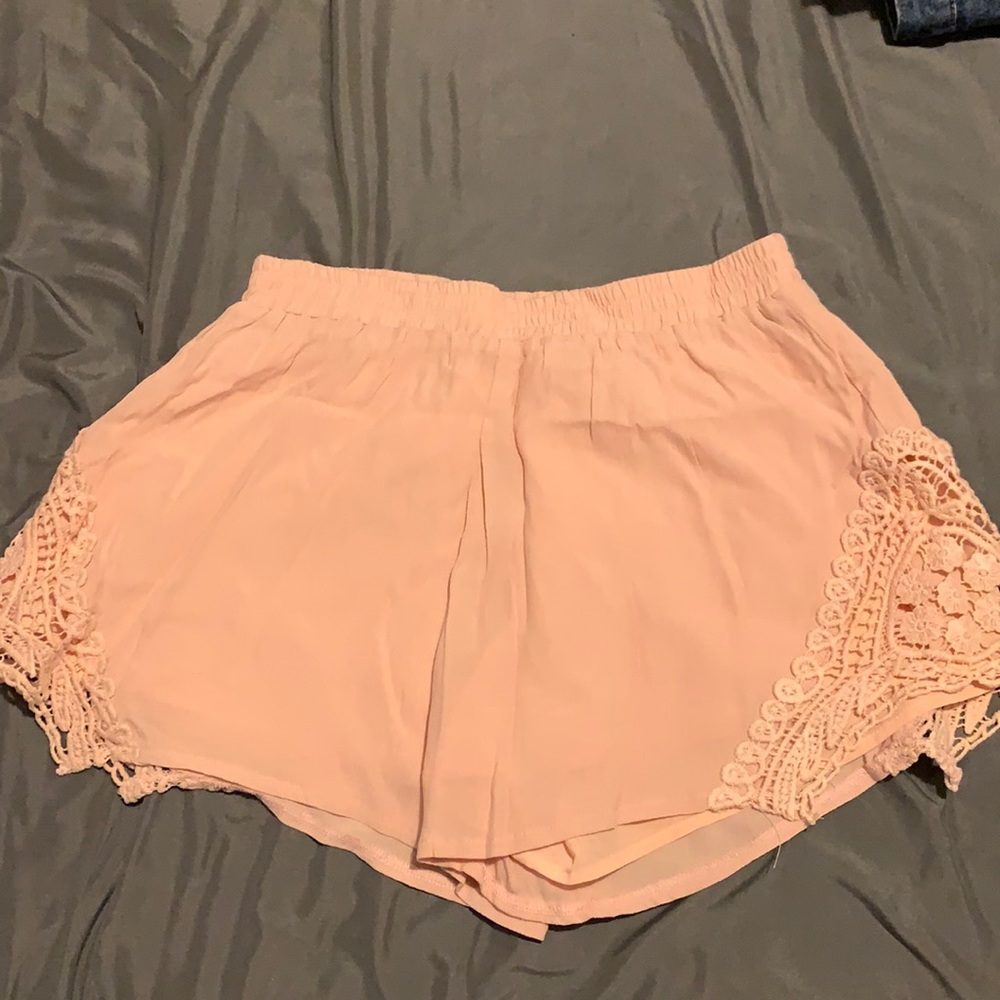 Never worn light pink size L Paper Crane shorts